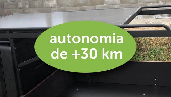 Paneles solares para 30 km extra de autonomía para ARI 458 camioneta