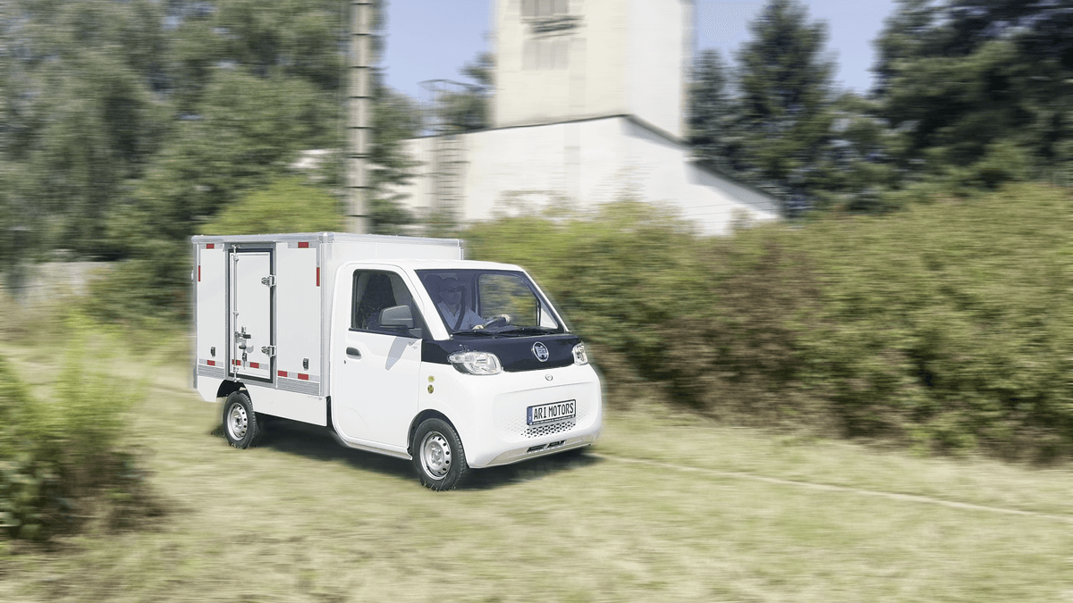 ARI 458 Pro im Test: Wie viel Bodenfreiheit und Steigfähigkeit hat der E-Transporter?