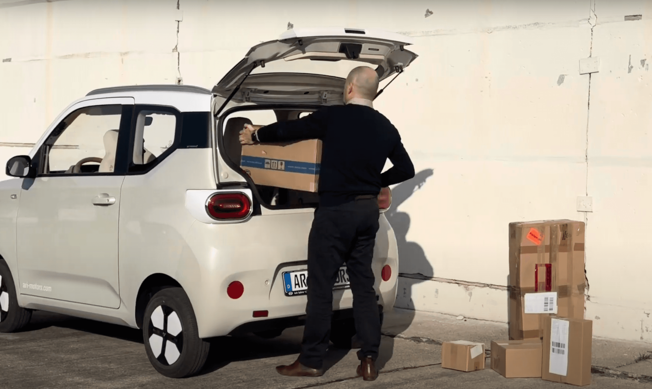 ARI Bruni: Das Raumwunder unter den Kleinstwagen – Was passt in den Kofferraum?