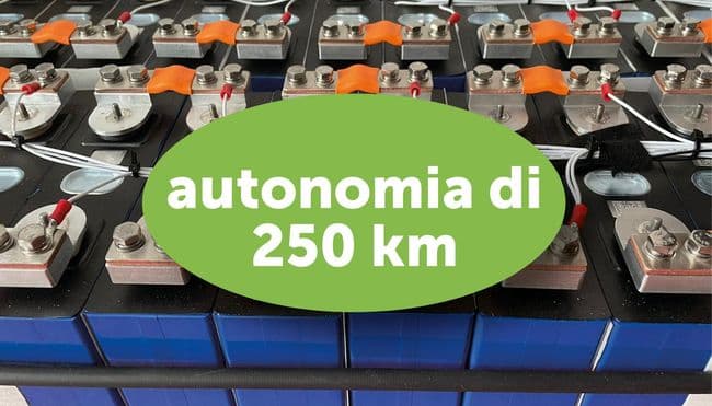 Batteria LiFePO4 per un'autonomia di 250 km