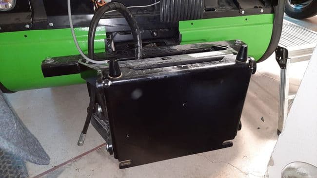 Equipment carrier on front incl. hydraulics for ARI 1570