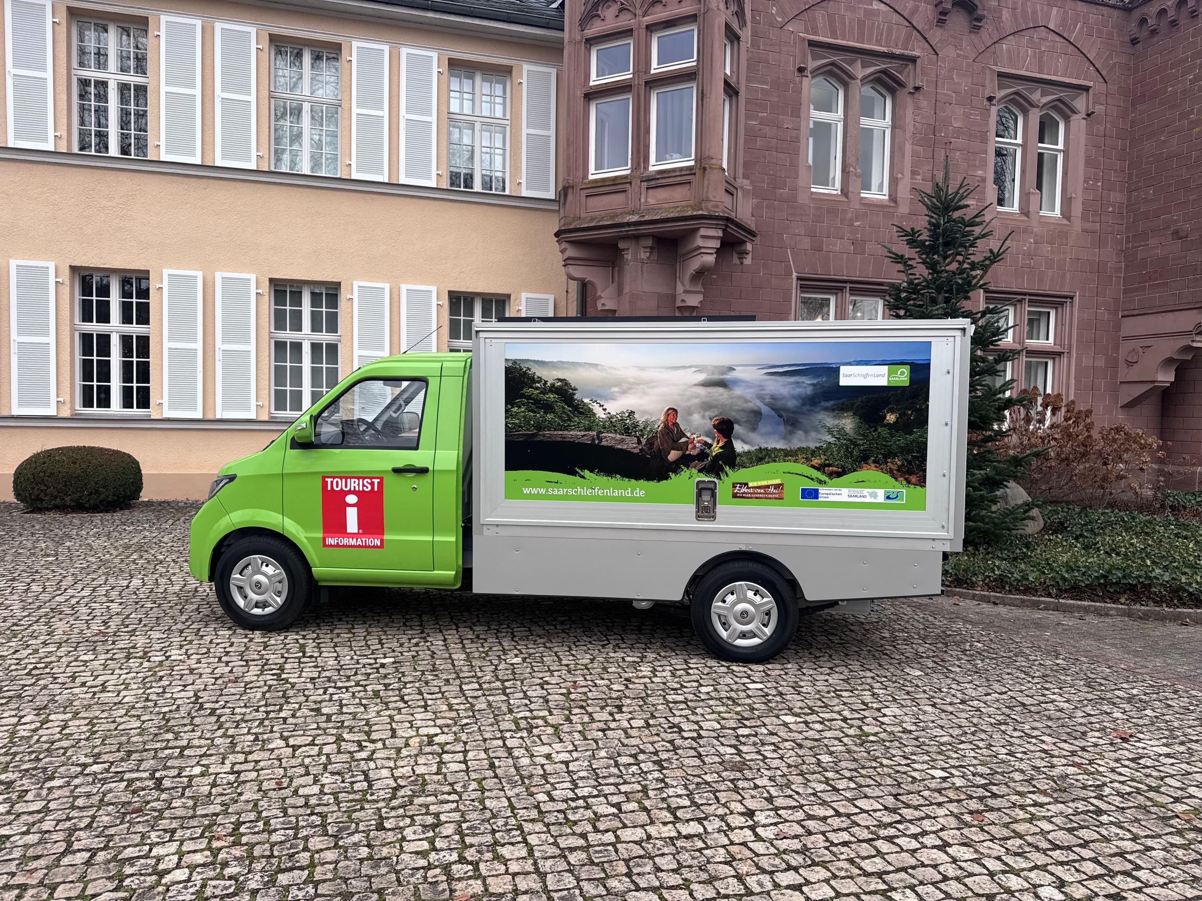 ARI 901 with sales superstructure as a promotional mobile in use for Saarland