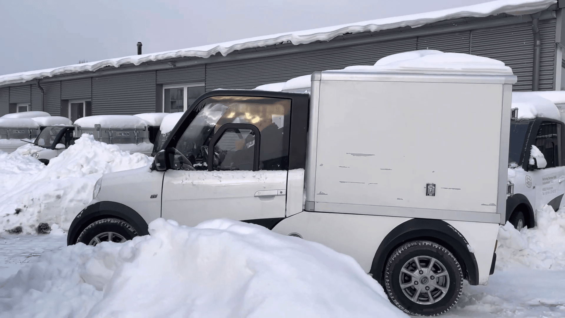 Wie wirkt sich Kälte auf den Elektroauto-Akku aus und wie kann man die Reichweite im Winter optimieren?