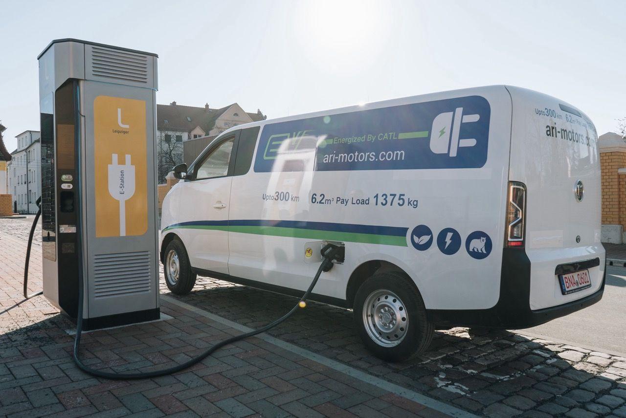 Ladeoptionen für den ARI 901 XL im Überblick - 230 V Steckdose, Wallbox oder Schnellladen