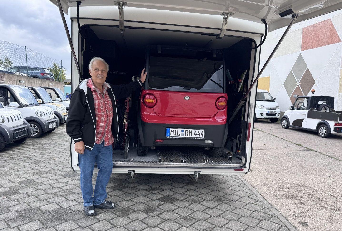 ARI 802 Elektroauto als Beifahrer im Morelo Wohnmobil in 63920 Großheubach