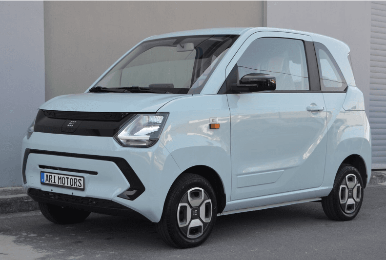 Electrive über Pflege-Mini mit Airbag von ARI Motors