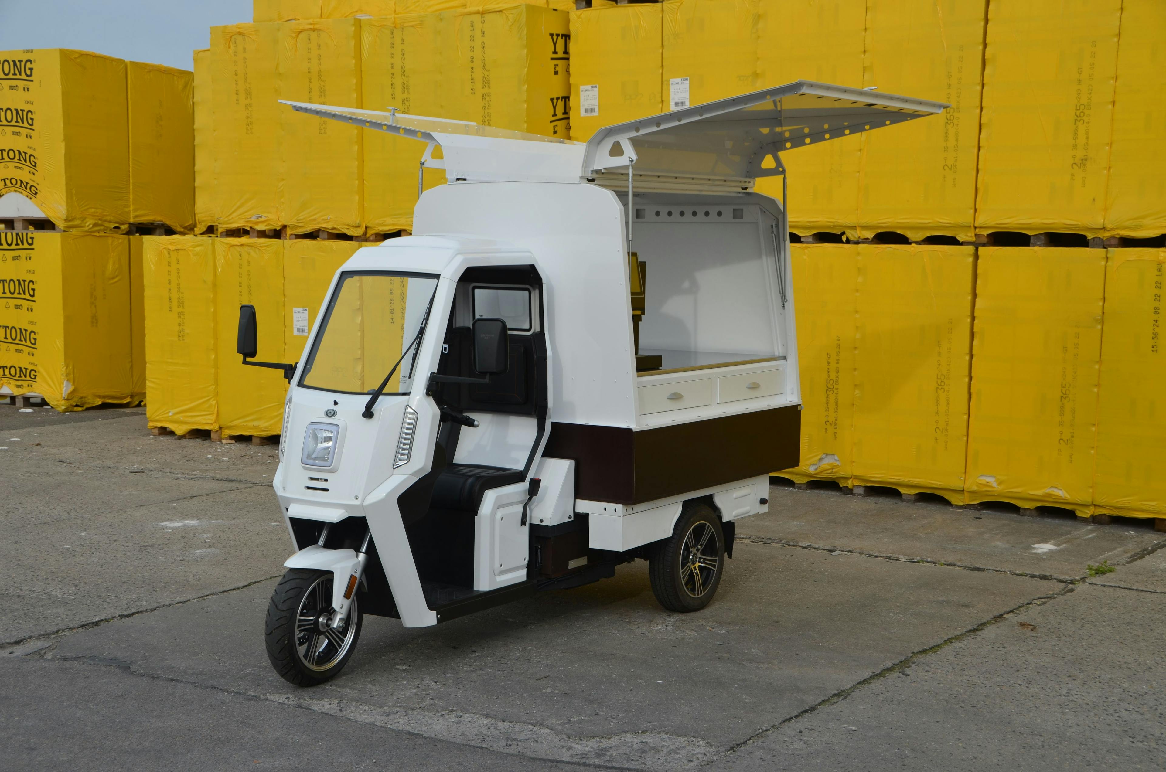 Motocarro elettrico ARI 345 Food Truck