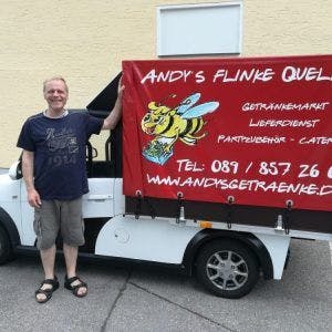 ARI 458 mit Pritsche und Planenaufbau für Andys Getränkequelle in München