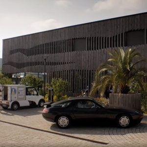 La aparición del ARI 458 vehículo comercial eléctrico en la serie de televisión SOKO Stuttgart